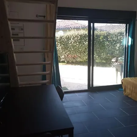 Petite Maison Avec Jardin Entre Et Village
